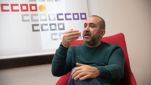 Javier Pacheco, secretari general de CCOO Catalunya, durant l'entrevista amb 'Públic'.