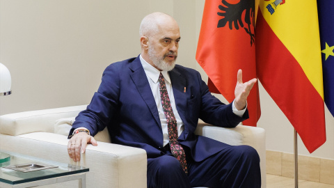 EuropaPress_5709507_primer_ministro_republica_albania_edi_rama_reunion_presidente_gobierno El primero ministro de Albania, Edi Rama, en una visita a España.