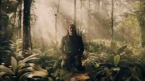 Nightwish - Perfume Of The Timeless (OFFICIAL MUSIC VIDEO) Official Music video for @nightwish 's single "Perfume Of The Timeless". From the album Yesterwynde, out now. Order/Listen here: https://nightwish.bfan.link/yesterwynde.yde
FOLLOW NIGHTWISH:
Facebook - https://www.facebook.com/nightwish/
Instagram - https://www.instagram.com/nightwish/
Twitter - https://twitter.com/NightwishBand
TikTok - https://www.tiktok.com/@nightwish.official
Merchandise - https://shop.nightwish.com
CREDITS:
Mixed by Mikko Karmila & Tero Kinnunen at Finnvox Studios
Mastered by Mika Jussila at Finnvox Studios
Freedivers:
Guillaume Néry (Footage from “One Breath Around The World” filmed by Franck Seguin )
Tommi Pasanen
Pavlos Kourtellas
Filmed by:
Eki Halkka
Ville Lipiäinen
Masa Mason
Tommi Pasanen
Drone Kitee:
Hannu Putkuri
Visual effects:
Eki Halkka
Floor Jansen costume by:
Outsa Höylä
Make up by:
Alex Laulajainen
Production assist:
Piritta Lipiäinen
Natural History Museum at Tring team:
Joanne Cooper
Ian Watson
Catherine O’Carroll
Hailey Bickham
Claire Walsh
Edited & Directed by:
Ville Lipiäinen
LYRICS:
Something from the earth came
Something for the world
Mosaic of broken fragile pieces
Tesserae of the deceased
Born to a novel world
Endless chain unbroken
Silent clocks rewinding
My song it is for mankind
Embers to the stars
We are their heir, dust on their palm
We are because of a million loves
We´re the perfume of the timeless
Last sighs on a death bed
Time set
For a curious ghost
Lives lived plain and epic
Of eudaemonia
12 score and 1 chain of lives unending
Welcoming as my offspring
Walks me to the weave
#nightwish #perfumeofthetimeless #yesterwynde #metal