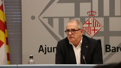 El tinent d’alcaldia d’Economia de l'Ajuntament de Barcelona, Jordi Valls, durant una roda de premsa