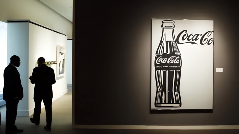 La obra 'Coca-Cola 4', de Andy Warhol, en una imagen de archivo. La obra 'Coca-Cola 4', de Andy Warhol, en una imagen de archivo.