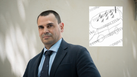 montaje (1) La obra y el artista: imagen de Alberto González Amador y su sorprendente croquis.