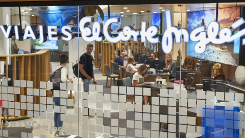 El logo de Viajes El Corte Inglés, en uno de sus establecimientos. El logo de Viajes El Corte Inglés, en uno de sus establecimientos.