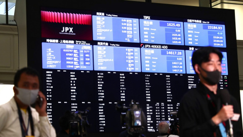 Volkswagen, Renault, Stellantis, Mazda o Toyota se desploman en bolsa después de que Donald Trump firme los aranceles a México y Canadá