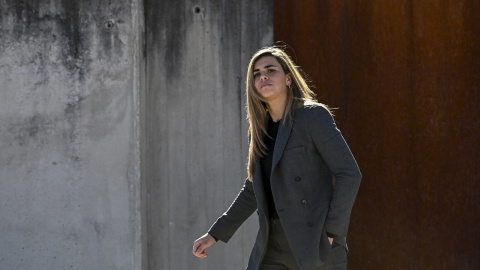 603f7604a58239b374e577162a6a08f07e93175b La jugadora de la Selección Misa Rodríguez a su salida de la sede de la Audiencia Nacional, en San Fernando de Henares, a 5 de febrero de 2025.