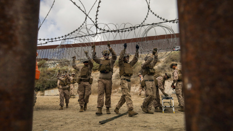 El ejército de Estados Unidos refuerza el muro en la frontera con Tijuana (México), a 7 de febrero de 2025. El ejército de Estados Unidos refuerza el muro en la frontera con Tijuana (México), a 7 de febrero de 2025.