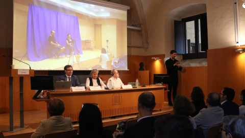 Presentació del projecte Corpus de la Llengua de Signes Catalana (LSC) a l'IEC Presentació del projecte Corpus de la Llengua de Signes Catalana (LSC) a l'IEC