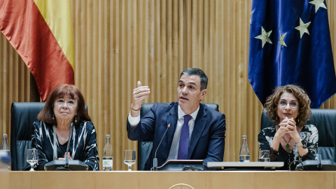 Cristina Narbona, Pedro Sánchez y María Jesús Montero, durante la reunión interparlamentaria del Grupo Socialista, en el Congreso de los Diputados, a 11 de febrero de 2025. Cristina Narbona, Pedro Sánchez y María Jesús Montero, durante la reunión interparlamentaria del Grupo Socialista, en el Congreso de los Diputados, a 11 de febrero de 2025.