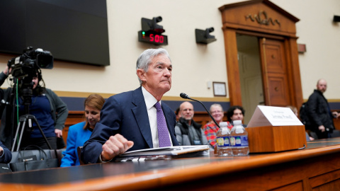 El presidente de la Reserva Federal, Jerome Powell, comparece en la Cámara de Representantes, para presentar su informe económico semestral, en el Capitolio de Washington.