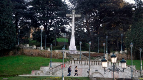 La Cruz do Castro, que homenajea en Vigo a los franquistas caídos en la guerra civil. La Cruz do Castro, que homenajea en Vigo a los franquistas caídos en la guerra civil.