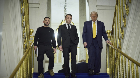 EuropaPress_6392821_07_december_2024_france_paris_l_r_ukrainian_president_volodymyr_zelensky Imagen del 7 de diciembre pasado. Zelensky, Macron y Trump.