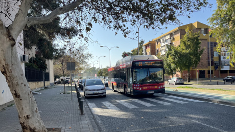 eltreintaydios El 32, a su paso por el Polígono Sur.