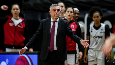 El exentrenador del club de baloncesto Lointek Gernika, Mario López, en una imagen de archivo.