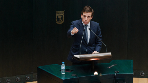 El alcalde de Madrid, José Luis Martínez Almeida, interviene durante una sesión ordinaria del Pleno municipal, en el Palacio de Cibeles, a 25 de febrero de 2025, en Madrid (España). El alcalde de Madrid, José Luis Martínez Almeida, interviene durante una sesión ordinaria del Pleno municipal, en el Palacio de Cibeles, a 25 de febrero de 2025, en Madrid (España). Carlos Luján / Europa Press25 FEBRERO 2025;AYUNTAMIENTO;MADRID;VOTA;PLAN ESPECIAL;CIRCUITO;FÓRMULA 125/2/2025