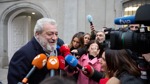 marayusi El jefe de gabinete de la presidenta de la Comunidad de Madrid, Isabel Díaz Ayuso, Miguel Ángel Rodríguez, ofrece declaraciones a los medios a su llegada a declarar al Tribunal Supremo, a 8 de enero de 2025, en Madrid (España). Miguel Ángel Rodríguez está citado para declarar como testigo en la causa donde se investiga al fiscal general del Estado, Álvaro García Ortiz a principios del pasado mes de enero.