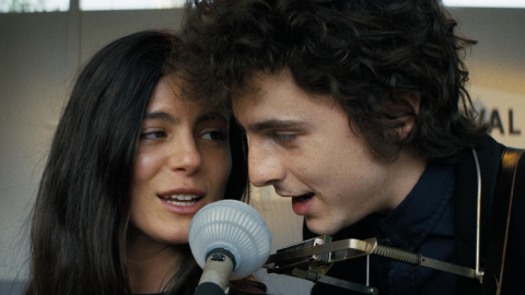 Monica Barbaro interpreta a Joan Baez en la película biográfica de Bob Dylan, ‘A Complete Unknown’. Monica Barbaro interpreta a Joan Baez en la película biográfica de Bob Dylan, ‘A Complete Unknown’.