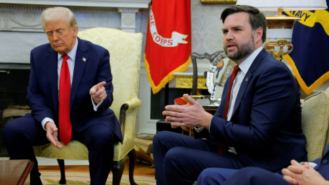 vance trump El presidente de Estados Unidos, Donald Trump, junto a su vicepresidente, JD Vance, en la Casa Blanca en Washington, D.C., a 28 de febrero de 2025.