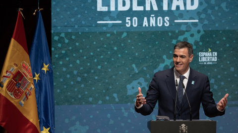 El presidente del Gobierno, Pedro Sánchez, interviene durante el acto 'España en Libertad', en el Auditorio del Museo Nacional Centro de Arte Reina Sofía, a 8 de enero de 2025 El presidente del Gobierno, Pedro Sánchez, interviene durante el acto 'España en Libertad', en el Auditorio del Museo Nacional Centro de Arte Reina Sofía, a 8 de enero de 2025.