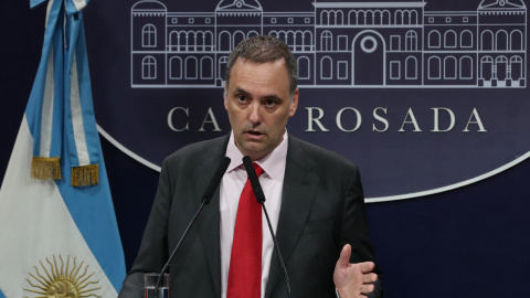 Imagen de archivo del portavoz del Gobierno argentino, Manuel Adorni, en una rueda de prensa en la Casa Rosada, a 22 de febrero de 2024. Imagen de archivo del portavoz del Gobierno argentino, Manuel Adorni, en una rueda de prensa en la Casa Rosada, a 22 de febrero de 2024.