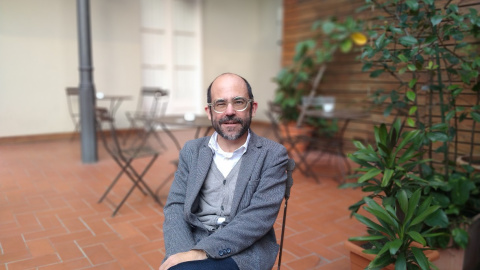 El periodista i escriptor Joan Safont, en l'entrevista amb 'Públic'. 06/03/2025 El periodista i escriptor Joan Safont, en l'entrevista amb 'Públic'.