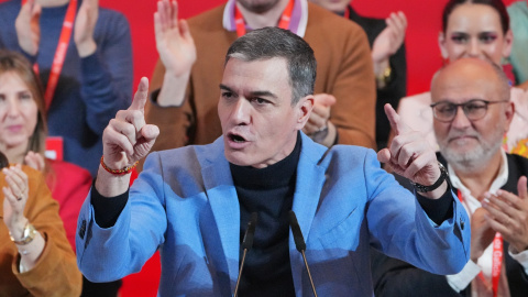 Pedro Sánchez interviene durante la clausura del 15 Congreso Regional del Partido de los Socialistas de Galicia (PSdeG) el 9 de marzo de 2025. Pedro Sánchez interviene durante la clausura del 15 Congreso Regional del Partido de los Socialistas de Galicia (PSdeG) el 9 de marzo de 2025.