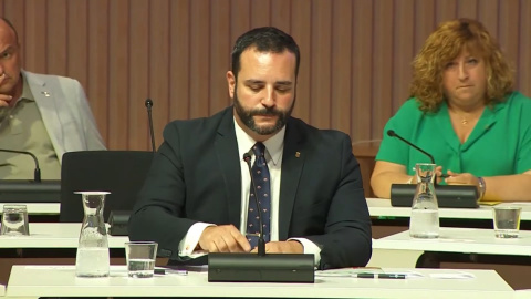 Jordi de la Fuente (Vox) a la Diputació de Barcelona. 13/07/2023 Jordi de la Fuente en el primer ple del mandat de la Diputació de Barcelona, celebrat el juliol del 2023.