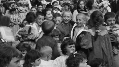 Imagen de una de las películas de los hermanos Lumière. Imagen de una de las películas de los hermanos Lumière.