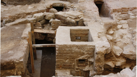 Pozo de las antiguas casas medievales encontrado en la excavación arqueológica en la calle de la Fustería, Barcelona, a 5 de marzo de 2025. Pozo de las antiguas casas medievales encontrado en la excavación arqueológica en la calle de la Fustería, Barcelona, a 5 de marzo de 2025.