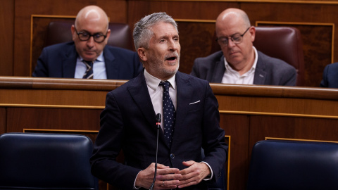 El ministro del Interior, Fernando Grande-Marlaska, interviene durante una sesión de control al Gobierno, a 26 de marzo de 2025, en Madrid (España). El ministro del Interior, Fernando Grande-Marlaska, interviene durante una sesión de control al Gobierno, a 26 de marzo de 2025, en Madrid (España).