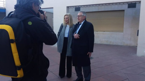 mjlopez María José López, a las puertas del edificio judicial de Caleta, en una imagen de archivo.