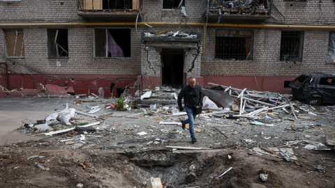 Un edificio destruido por el ataque de Rusia a Dnipro, Ucrania, el 29 de marzo de 2025. Un edificio destruido por el ataque de Rusia a Dnipro, Ucrania, el 29 de marzo de 2025.