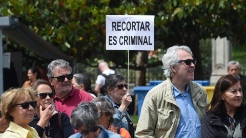 Cientos de personas durante una manifestación para defender la sanidad pública, a 19 de mayo de 2024, en Madrid (España). Cientos de personas durante una manifestación para defender la sanidad pública, a 19 de mayo de 2024, en Madrid (España).