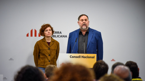 Elisenda Alamany i Oriol Junqueras en el primer Consell Nacional després del Congrés d'ERC. Elisenda Alamany i Oriol Junqueras en el primer Consell Nacional després del Congrés d'ERC.