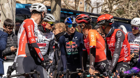 Els capos del pilot ciclista discuteixen la disputa de l'etapa berguedana de la Volta 2025