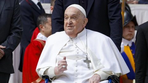 El papa Francisco en la Plaza de San Pedro del Vaticano (Ciudad del Vaticano), a 13 de abril de 2025. El papa Francisco en la Plaza de San Pedro del Vaticano (Ciudad del Vaticano), a 13 de abril de 2025.