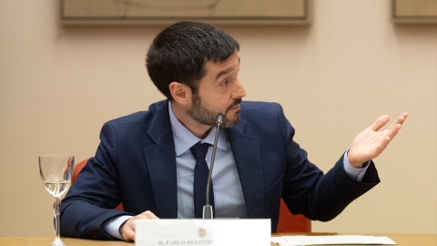 El ministro de Derechos Sociales y Agenda 2030, Pablo Bustinduy, interviene durante el acto conmemorativo por el ‘Día Internacional del Pueblo Gitano’, en el Congreso de los Diputados, a 8 de abril El ministro de Derechos Sociales y Agenda 2030, Pablo Bustinduy, interviene durante el acto conmemorativo por el ‘Día Internacional del Pueblo Gitano’, en el Congreso de los Diputados, a 8 de abril.