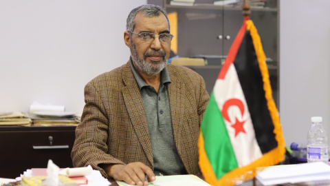 Buchraya Hamudi Beyun, primer ministro de la República Árabe Saharui Democrática. Buchraya Hamudi Beyun, primer ministro de la República Árabe Saharui Democrática.