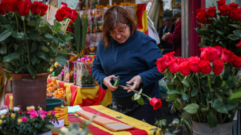 Una parada de roses al centre de Barcelona.