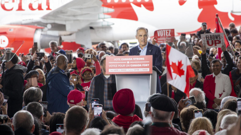 El líder del Partido Liberal de Canadá Mark Carney, habla durante un mitin este sábado en Mississauga (Canadá). El líder del Partido Liberal de Canadá Mark Carney, habla durante un mitin este sábado en Mississauga (Canadá).
