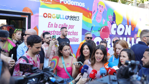 EuropaPress_5306143_ministra_igualdad_irene_montero_ofrece_declaraciones_medios_manifestacion (Foto de ARCHIVO)La ministra de Igualdad, Irene Montero, ofrece declaraciones a los medios durante la manifestación del Orgullo LGTBI+ 2023, a 1 de julio de 2023, en Madrid (España). La marcha, convocada por COGAM (Colectivo de Lesbianas, Gays, Transexuales y Bisexuales de Madrid) y FELGTB (Federación Estatal de Lesbianas, Gays, Transexuales y Bisexuales), recorre el centro de Madrid, desde Atocha a Colón, con el fin de instar a la tolerancia e igualdad hacia el colectivo LGTBI. La protesta es el acto principal del MADO 2023 y se desarrolla bajo el lema, “Por nuestros derechos, por nuestras vidas: con Orgullo”.Jesús Hellín / Europa Press01 JULIO 2023;LGTBI;MADRID;ORGULLO;PRIDE;MADO;GAIS;LESBIANAS01/7/2023