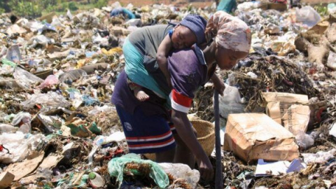 ‘Vertedero’: “La basura nos une y las soluciones son sencillas” ‘Vertedero’: “La basura nos une y las soluciones son sencillas”