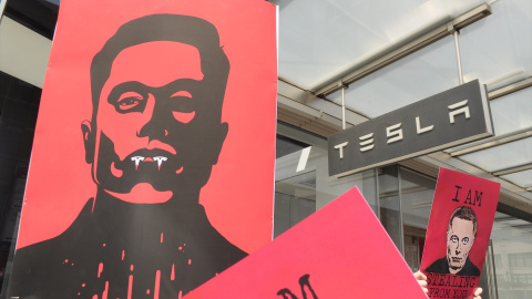 Una protesta contra el CEO de Tesla, Elon Musk, a 29 de marzo de 2025. Una protesta contra el CEO de Tesla, Elon Musk, a 29 de marzo de 2025.