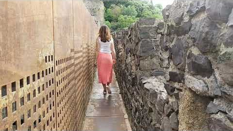 Visita en clau a la vila d'Hostalric amb la Laura