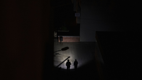 EuropaPress_6685436_calles_ciudad_luz_apagon_28_abril_2025_vigo_pontevedra_galicia_espana Las calles de la ciudad sin luz durante el apagón. Recurso.