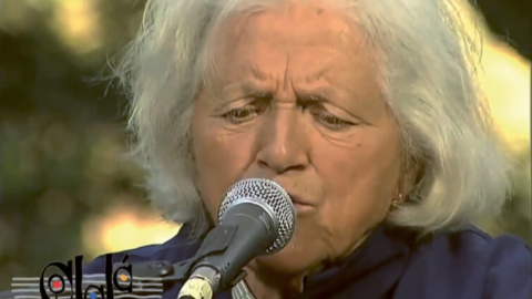 Concha de Luneda en el programa 'Alalá' de TVG en 2006. Concha de Luneda en el programa 'Alalá' de TVG en 2006.