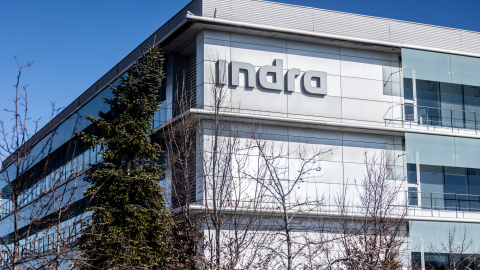 Fachada de la sede de Indra en la localidad madrileña de Alcobendas. Fachada de la sede de Indra en la localidad madrileña de Alcobendas.
