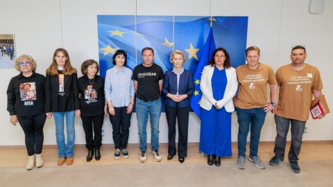 vonderleyendana Imagen tomada de la cuenta de la presidenta de la Comisión Europea, Ursula von der Leyen, en la red social X de la reunión que ha mantenido en Bruselas con representantes de las asociaciones de afectados por la dana, que azotó Valencia el pasado octubre, tras la petición que le hicieron para que conozca de primera mano la situación de la zona afectada y sus necesidades.