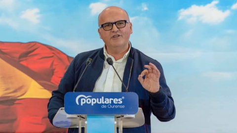 El senador Manuel Baltar, en una imagen de archivo cuando presidía la Deputación y el PP de Ourense.