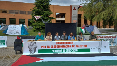 4efe3e16d5e5346a21797f403d16c66bee23bd63w Los miembros de la Red Universitaria por Palestina (RUxP) de Madrid, ante la "inacción y el silencio cómplice de las instituciones", han retomado la acampada en la explanada de la Ciudad Universitaria, donde han anunciado la creación de un 'Tribunal de los Pueblos sobre Gaza' que se reunirá en octubre próximo.