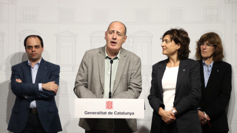 D'esquerra a dreta, el secretari de Telecomunicacions, Albert Tort; el president del grup d'experts per a la reforma de l'Administració, Carles Ramió; la secretària general de la Presidència, Eva Giménez; i la secretària d'Administració, Alícia Corral D'esquerra a dreta, el secretari de Telecomunicacions, Albert Tort; el president del grup d'experts per a la reforma de l'Administració, Carles Ramió; la secretària general de la Presidència, Eva Giménez; i la secretària d'Administració, Alícia Corral